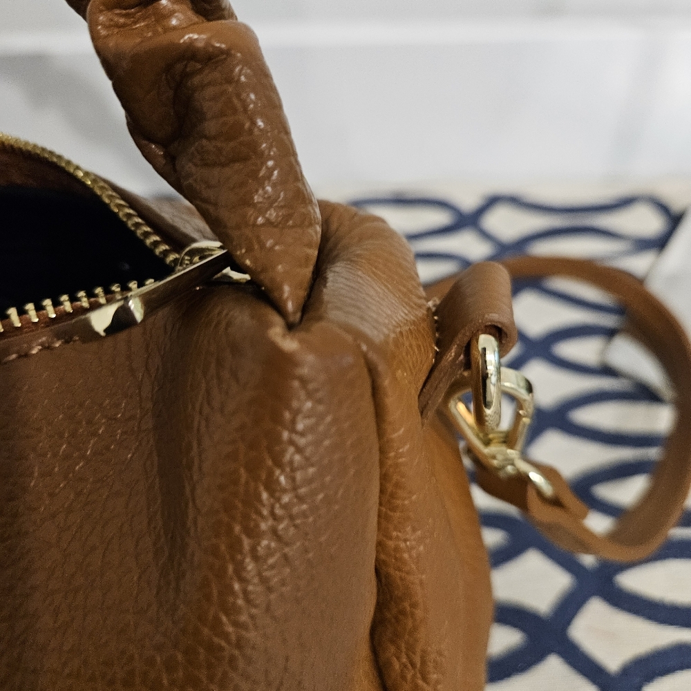 LUANA FERRACUTI Leather ShoulderBag With Ruched Handie Made In Italy Cognac EUC - Picture 10 of 16